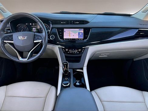 Used 2023 Cadillac XT6 Premium Luxury w/ Technology Package image 15