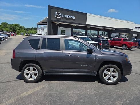 Used 2017 Jeep Compass Sport w/ Power Value Group image 6