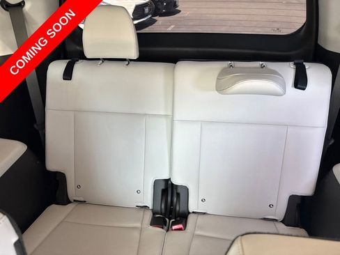 Used 2025 Hyundai Santa Fe Calligraphy AWD/4WD image 18
