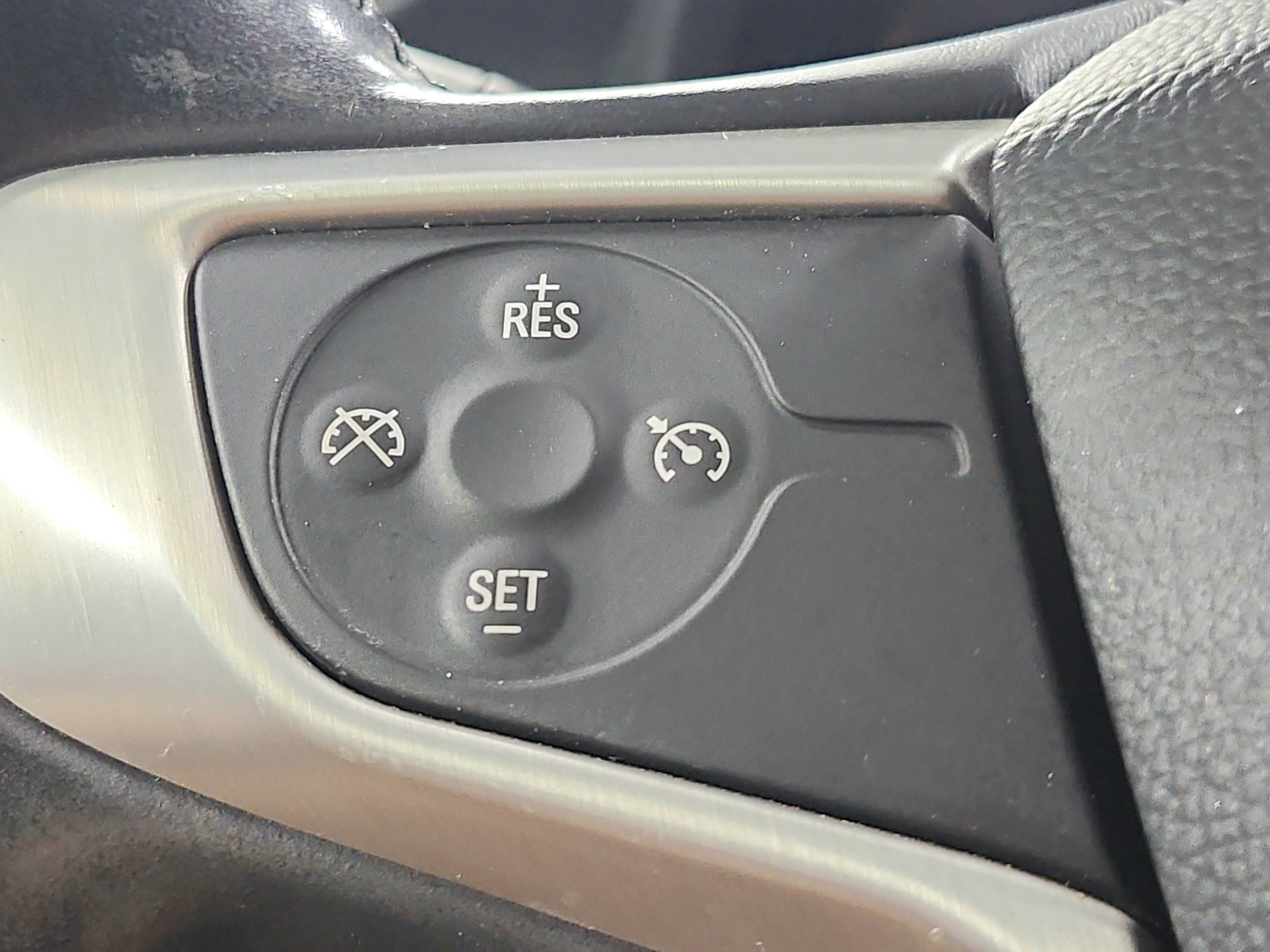 Used 2020 GMC Acadia SLT w/ LPO, Black Accent Package FWD image 23