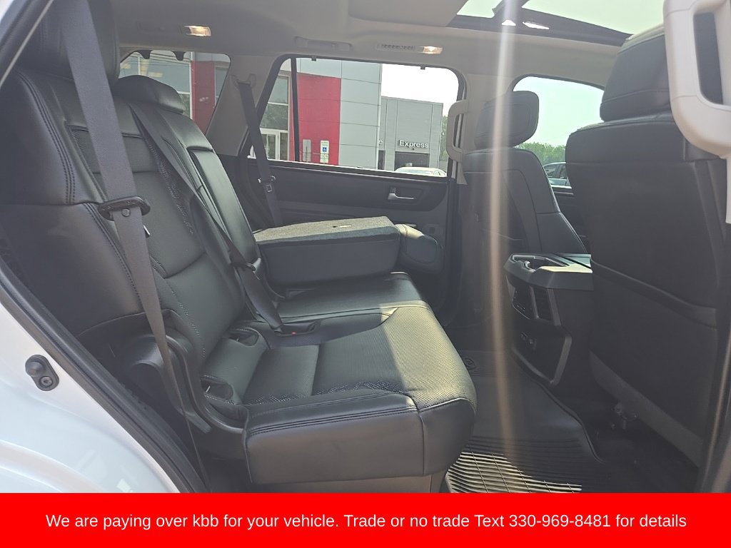 Used 2024 Toyota Sequoia Limited AWD/4WD image 31