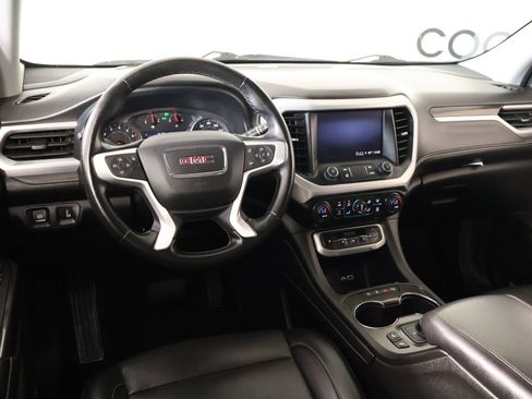 Used 2023 GMC Acadia SLT AWD/4WD image 2
