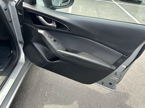 Used 2014 MAZDA MAZDA3 i Sport FWD image 14