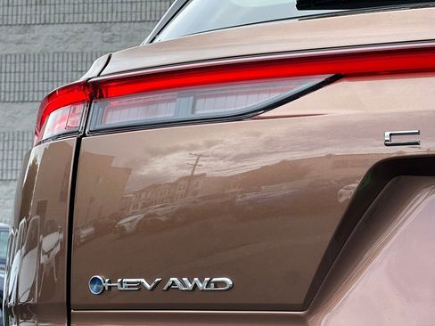 New 2026 Toyota Crown Signia image 7