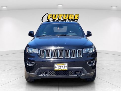 Used 2020 Jeep Grand Cherokee Laredo w/ Quick Order Package 2BN North AWD/4WD image 2