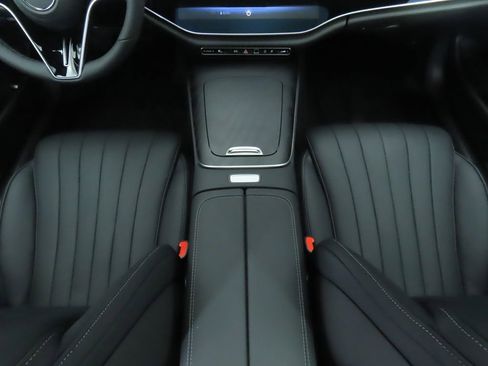 New 2026 Mercedes-Benz E 350 Sedan image 18