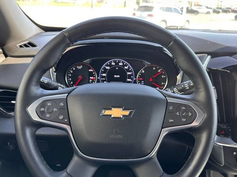 Used 2023 Chevrolet Traverse Premier AWD/4WD image 33