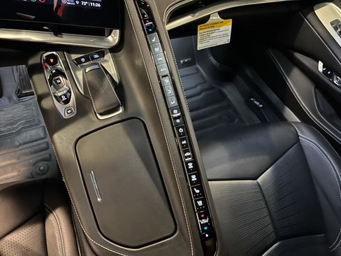 Used 2023 Chevrolet Corvette Z06 w/ Z07 Performance Package image 20