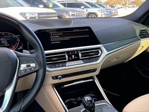 Used 2021 BMW 330i Sedan w/ Premium Package image 12