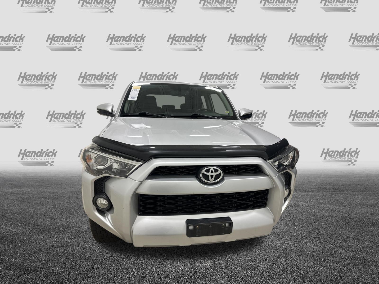 Used 2016 Toyota 4Runner SR5 Premium w/ Convenience Package AWD/4WD image 3