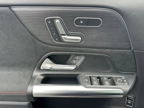 New 2026 Mercedes-Benz GLA 35 AMG 4MATIC image 13