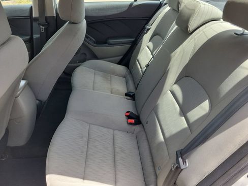 Used 2015 Kia Forte LX FWD image 14