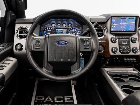 Used 2016 Ford F250 Lariat w/ Lariat Ultimate Package AWD/4WD image 38