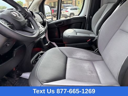 Used 2025 RAM ProMaster 3500 w/ Convenience Group FWD image 8