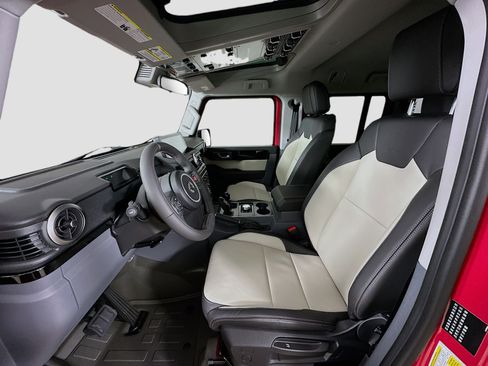 New 2025 INEOS Grenadier Trialmaster Edition AWD/4WD image 34