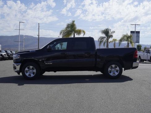 New 2026 RAM 1500 4x4 Crew Cab image 7