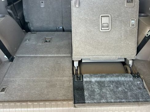 Used 2017 Lexus GX 460 w/ Navigation Package AWD/4WD image 17