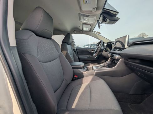 Used 2023 Toyota RAV4 XLE w/ XLE Grade Weather Package image 42