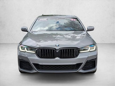 Used 2023 BMW 540i xDrive w/ M Sport Package AWD/4WD image 3