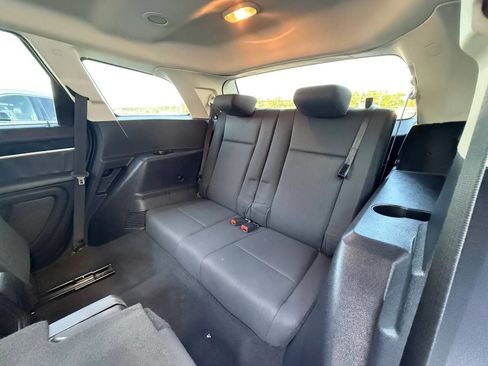 Used 2010 Dodge Journey SXT w/ Flexible Seating Group FWD image 10
