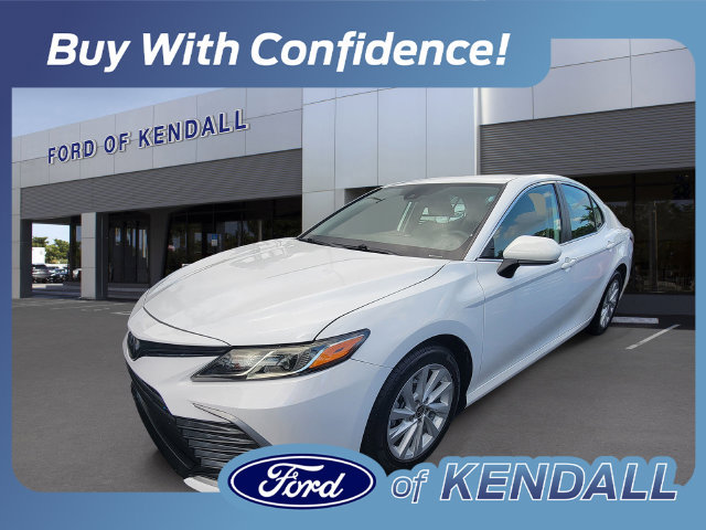 Used 2022 Toyota Camry LE FWD image 1
