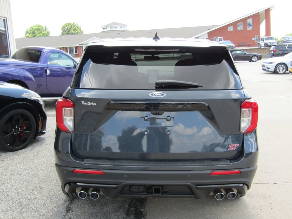 Used 2022 Ford Explorer ST w/ Equipment Group 401A AWD/4WD image 4