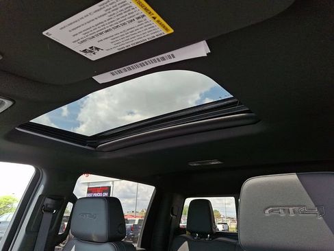 New 2026 GMC Sierra 2500 AT4 w/ AT4 Premium Plus Package AWD/4WD image 10