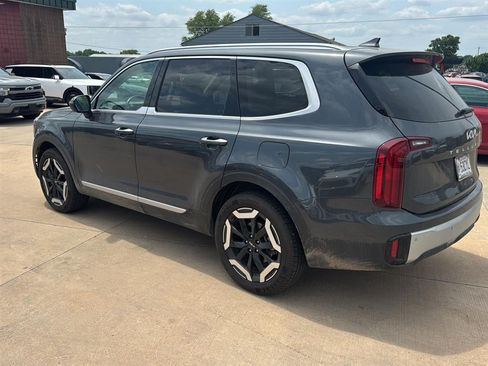 Used 2024 Kia Telluride S AWD/4WD image 6