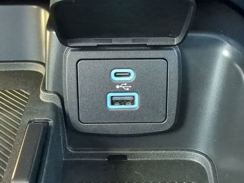 New 2025 Ford Bronco Badlands image 55