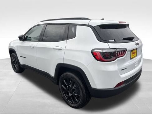New 2026 Jeep Compass Latitude image 6