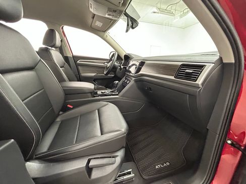 Used 2023 Volkswagen Atlas SE AWD/4WD image 41