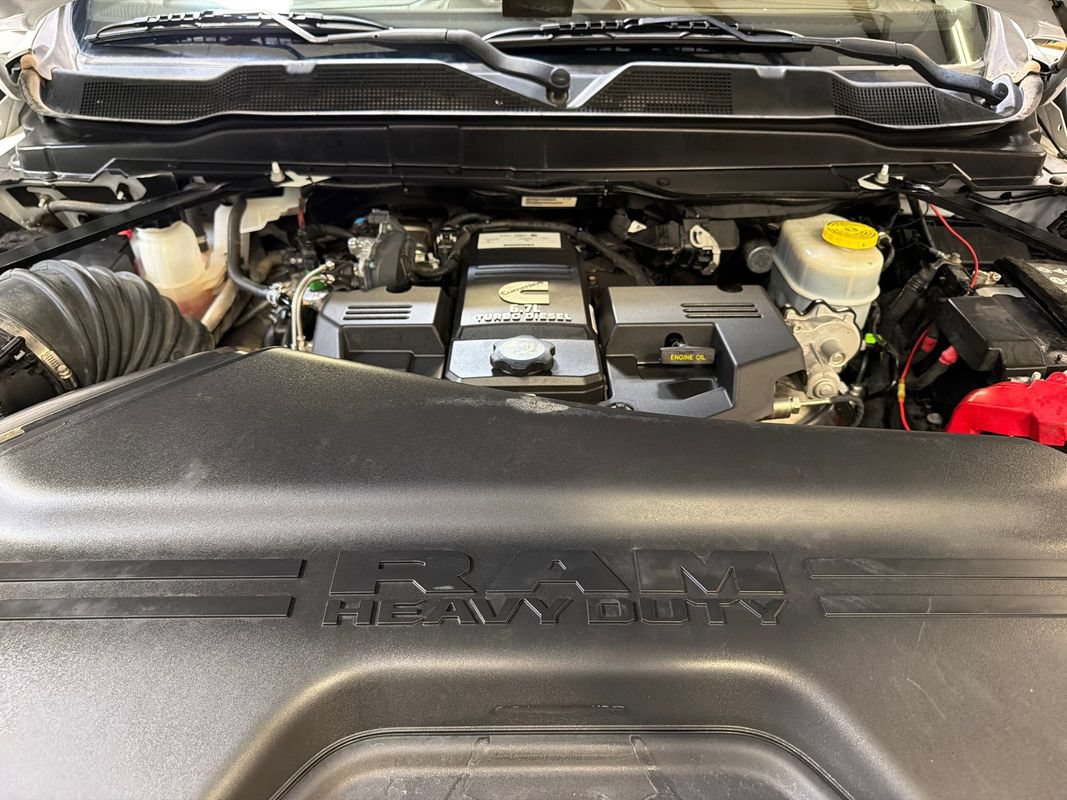 Used 2022 RAM 2500 Limited AWD/4WD image 53