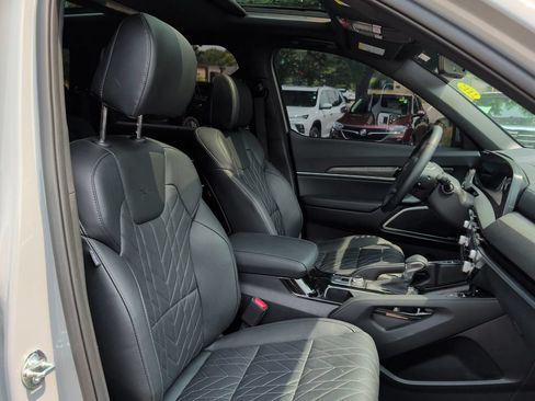 Used 2025 Kia Telluride SX X-Line AWD/4WD image 42