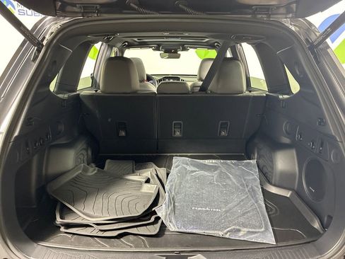 Certified 2025 Subaru Forester Limited w/ Protection Package AWD/4WD image 29
