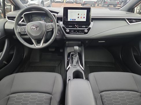 Certified 2025 Toyota Corolla SE FWD image 19