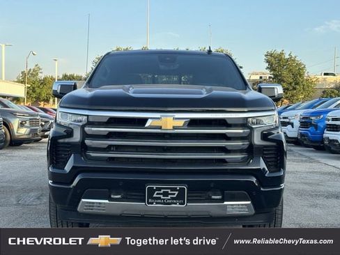 New 2026 Chevrolet Silverado 1500 High Country AWD/4WD image 7
