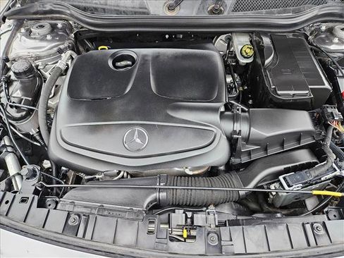 Used 2018 Mercedes-Benz GLA 250 image 22