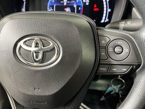 Used 2026 Toyota Corolla LE FWD image 20