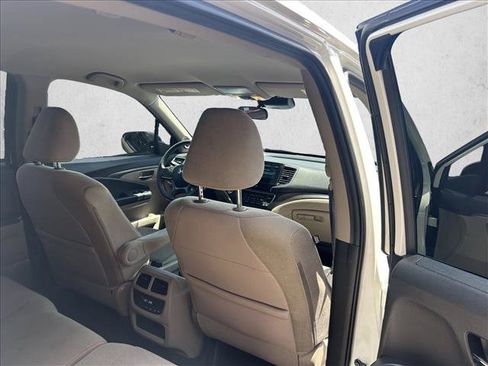 Used 2019 Honda Pilot EX image 17
