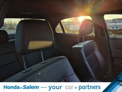 Used 2010 Mercedes-Benz E 350 Sedan image 14