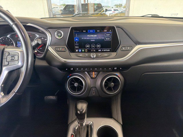 Used 2020 Chevrolet Blazer LT FWD image 19
