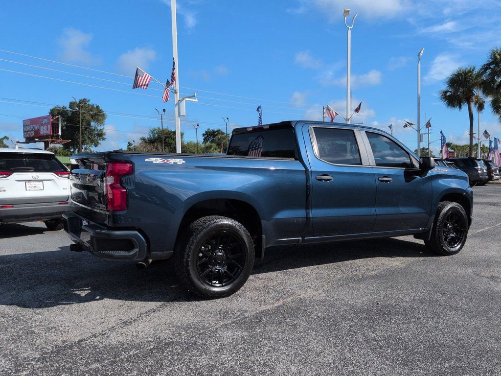Used 2020 Chevrolet Silverado 1500 Custom w/ Custom Value Package AWD/4WD image 4