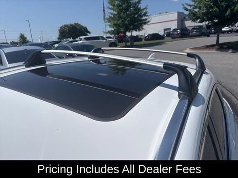 Used 2023 Genesis GV70 2.5T w/ Advanced Package AWD/4WD image 8