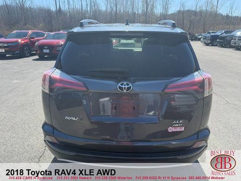 Used 2018 Toyota RAV4 XLE AWD/4WD image 3