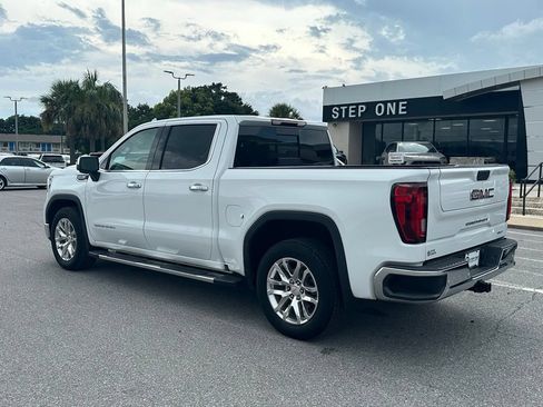 Used 2021 GMC Sierra 1500 SLT w/ SLT Premium Plus Package RWD image 4