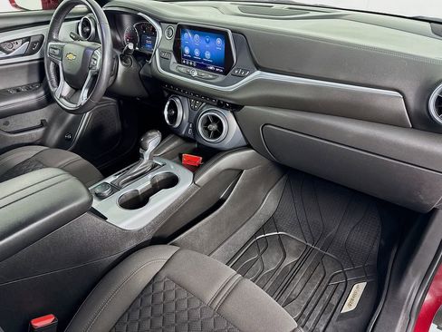 Used 2020 Chevrolet Blazer LT image 37