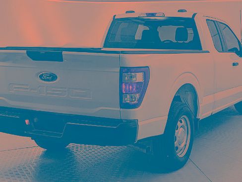 Certified 2022 Ford F150 XL RWD image 3