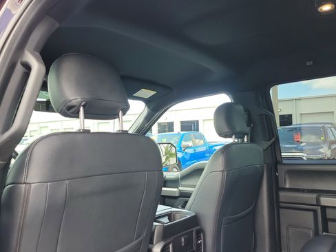 Used 2018 Ford F150 XLT w/ Equipment Group 302A Luxury AWD/4WD image 13