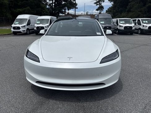 Used 2025 Tesla Model 3 Long Range RWD image 2