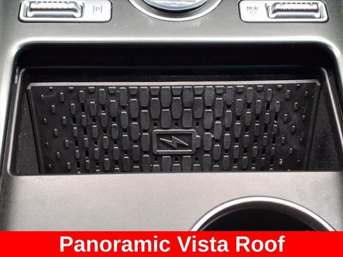 Used 2024 Lincoln Nautilus Reserve w/ Equipment Group 202A image 30